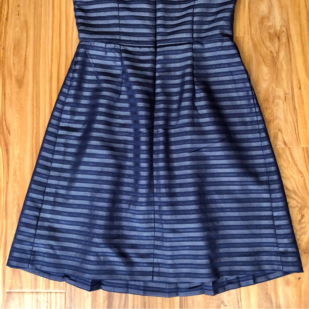 Elegant Striped Blue Dress - Picture 6 of 9